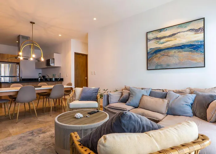 Stylish W Roof Pool & Jacuzzi In Prime Playa *