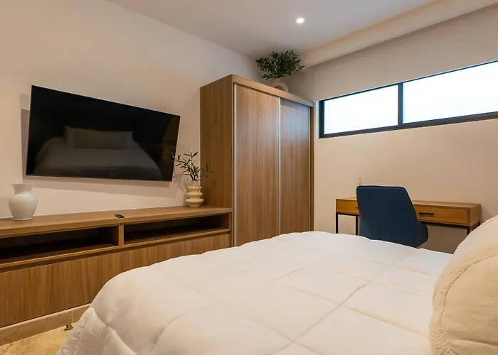 Stylish W Roof Pool & Jacuzzi In Prime Playa Apartment Playa del Carmen