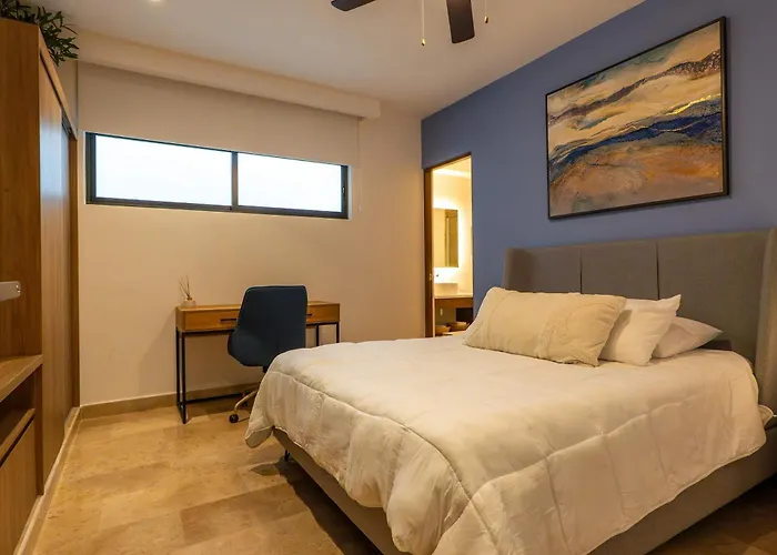 Stylish W Roof Pool & Jacuzzi In Prime Playa *