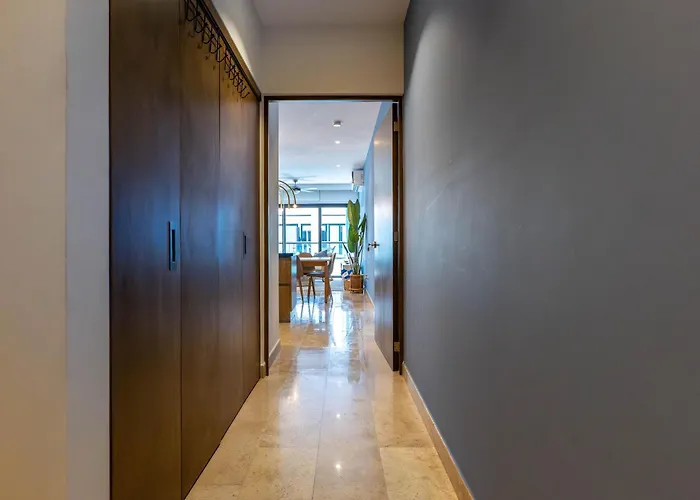 Stylish W Roof Pool & Jacuzzi In Prime Playa *