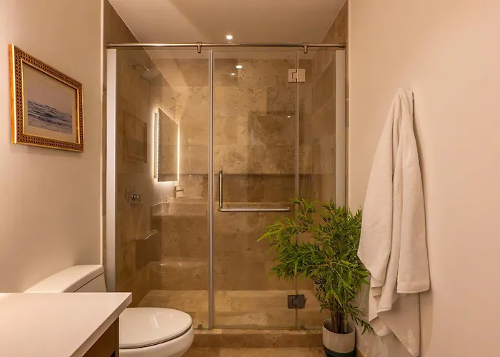 Stylish W Roof Pool & Jacuzzi In Prime Playa Playa del Carmen